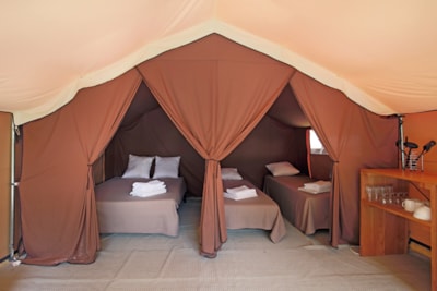 Classic IV Wood & Canvas tent — 5