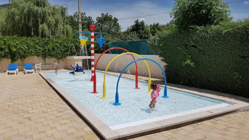 LES JARDINS D'ESTAVAR - image n°1 - Camping Direct