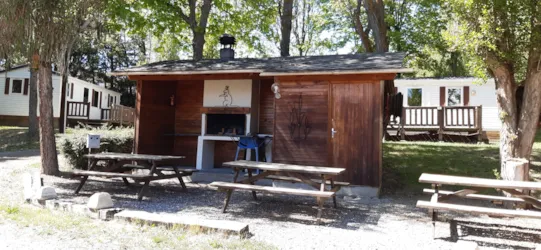 LES JARDINS D'ESTAVAR - image n°2 - Camping Direct