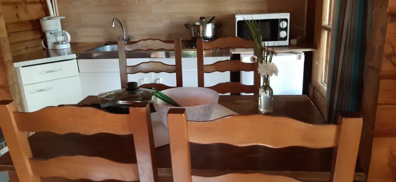 Chalet 30M² (2 Chambres Fermées)