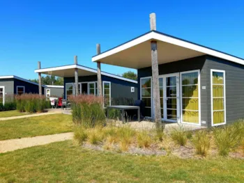 Mietunterkunft - Lodge Komfort| 4 Personen (32M²) - Kompas Camping Nieuwpoort