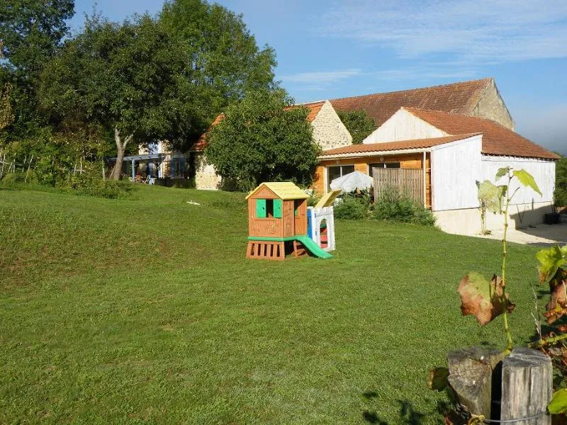 Gite De Charme Les Figuiers Climatise- Pierre Et Bois -  Avec Piscine