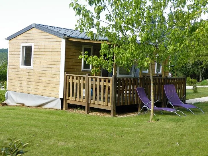 Locatif Bois Avec Terrasse Couverte -  Climatisation