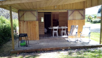 Wooden rental with wooden cladding: with terrace - AIR CONDITIONING Equipped with two bedrooms for 4