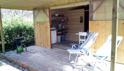 Wooden rental with wooden cladding: with terrace - AIR CONDITIONING Equipped with two bedrooms for 4