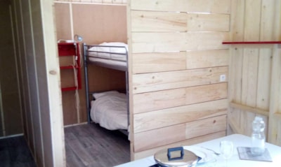 Wooden rental with wooden cladding: with terrace - AIR CONDITIONING Equipped with two bedrooms for 4