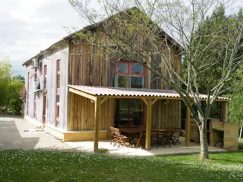 Mietunterkunft - Groupe 3 Gîtes La Tabatière, Les Figuiers Et La Roulotte - LE DOMAINE DE PECANY (La Noix de Pecan'y)