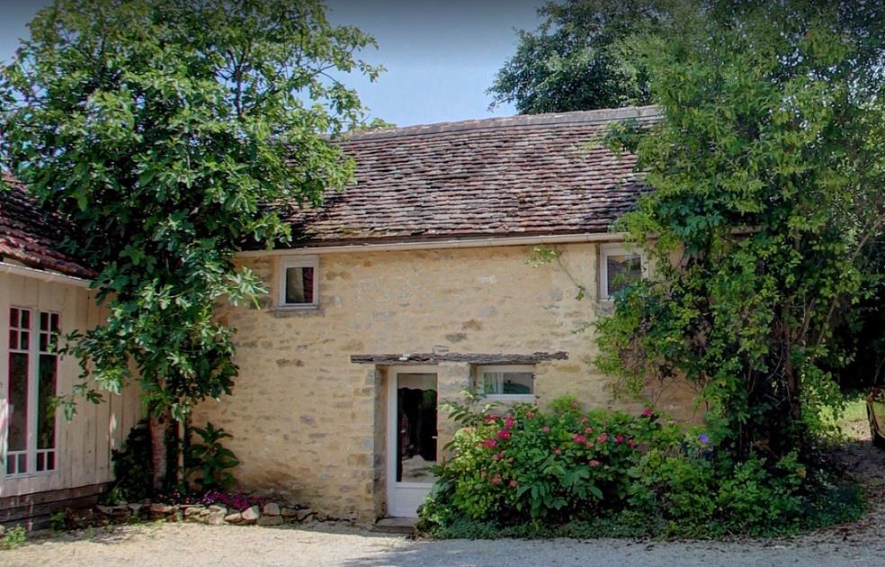 Accommodation - Holiday Home Charme Les Figuiers - Pierre Et Bois -With Pools - LE DOMAINE DE PECANY (La Noix de Pecan'y)