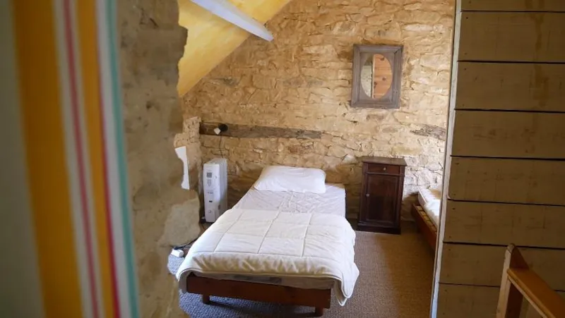 Gite De Charme Les Figuiers Climatise- Pierre Et Bois -  Avec Piscine