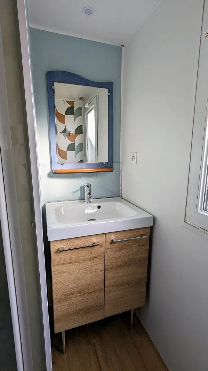 Locatif Bois - Terrasse Couverte Style Chalet - Renove En 2024