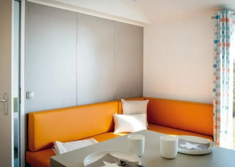 Super Premium 2 Ch / 2 Sde - Climatise