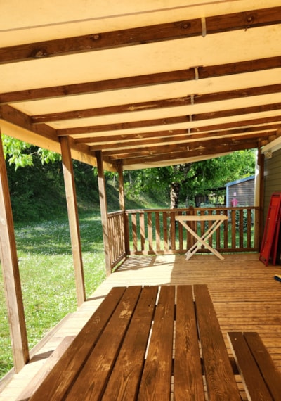 SUPER PREMIUM 2 ROOMS / 2 POWDER ROOM - - AIR CONDITIONED