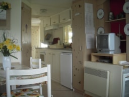 Location - Mobilhome + 15 Ans,  24M², 2 Chambres, Terrasse Couverte, - Camping de Brouel ***