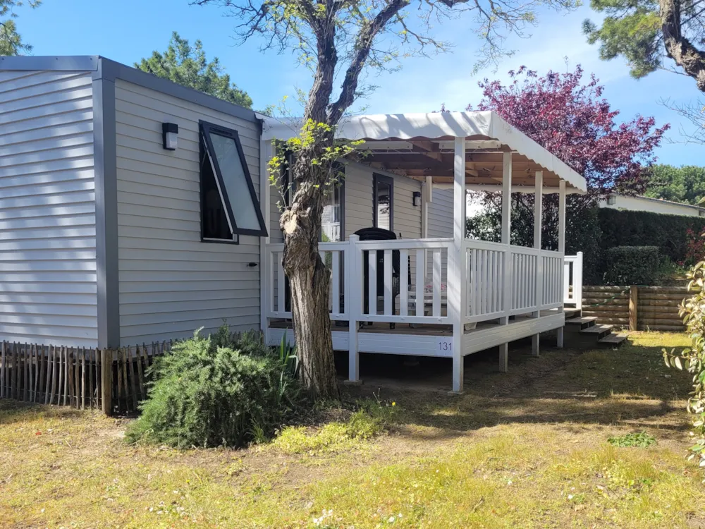 Accommodation - Grand Confort 3 Bedrooms / 1 Bathroom (Covered Terrace - Arrival On Sunday) - Camping Sunêlia Le Tropicana
