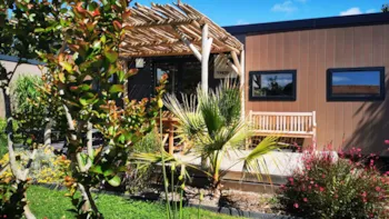 Mietunterkunft - Sunêlia Premium Taos 3 Zimmers With Whirpool - Camping Sunêlia Le Tropicana