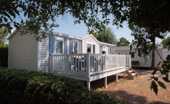 Location - Loisir Confort 3Ch/ 6 Pers - 36M²- Terrasse Parasol - Camping Sunêlia Le Tropicana