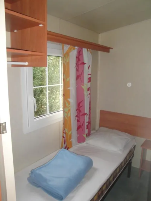 Huuraccommodatie(s) - Stacaravan Colorado 30 M² - 2 Slaapkamers - image n°4 - Camping BEAUME GIRAUD