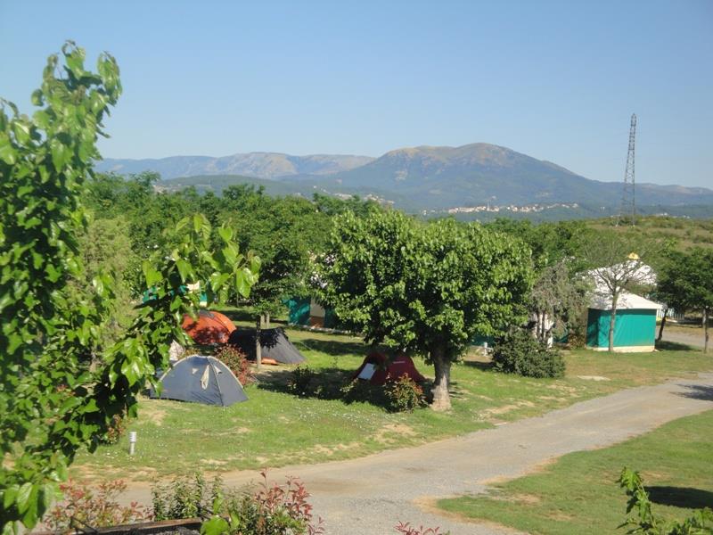 Kampeerplaats - Standplaats 80-120 M² (Auto + Tent / Caravan Of Camper) - Camping BEAUME GIRAUD