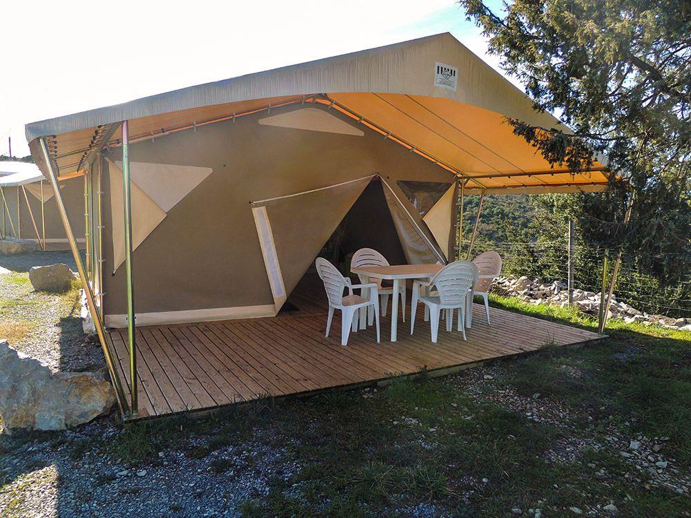 Accommodation - Tent Canada 20 M² (Without Toilet Block) - Camping BEAUME GIRAUD