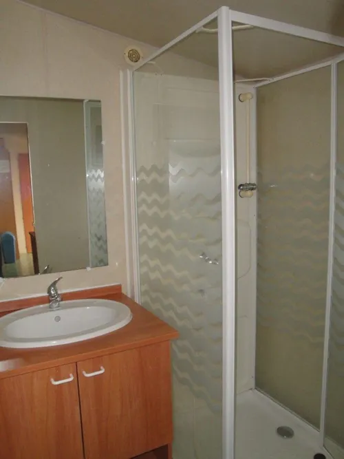 Huuraccommodatie(s) - Stacaravan Colorado 30 M² - 2 Slaapkamers - image n°5 - Camping BEAUME GIRAUD