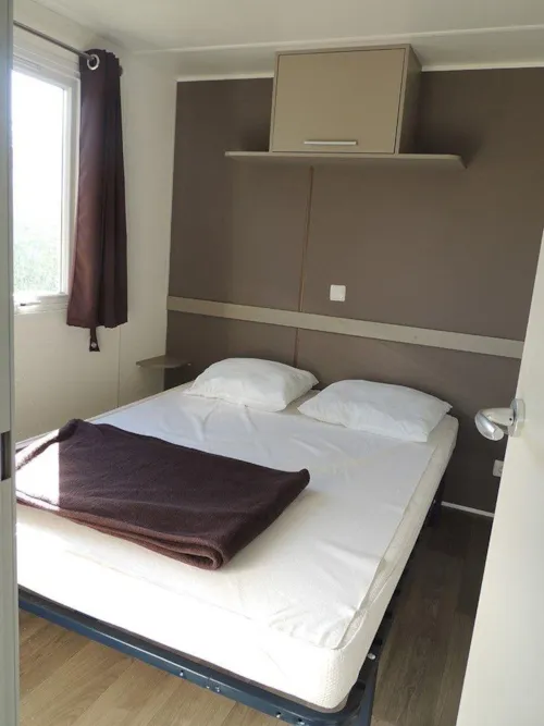 Mietunterkunft - Mobilheim Trigano 33 M² - 2 Schlafzimmer - image n°4 - Camping BEAUME GIRAUD
