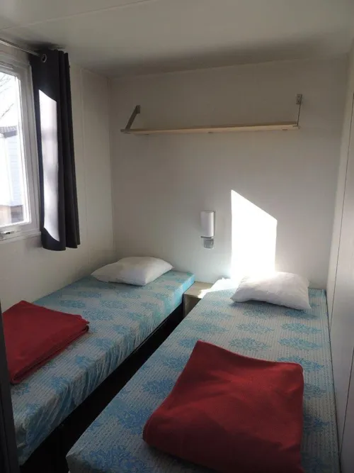 Accommodation - Mobile-Home O'hara 30 M² - 3 Bedrooms - image n°5 - Camping BEAUME GIRAUD