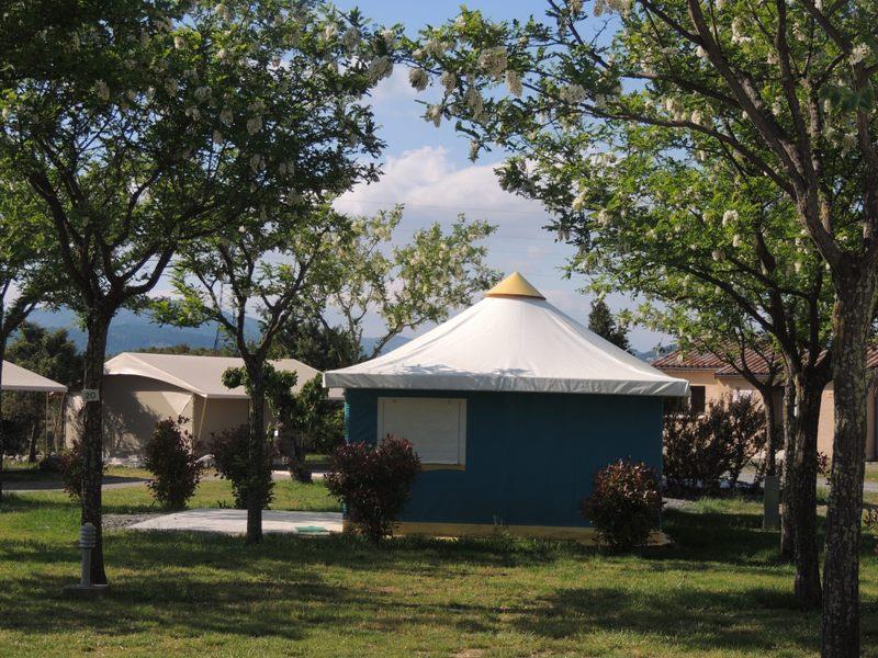 Accommodation - Canvas Bungalow 16 M² (Without Toilet Block) - Camping BEAUME GIRAUD