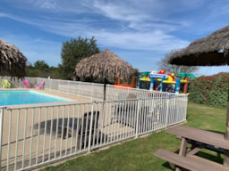 Camping BEAUME GIRAUD - image n°19 - Roulottes