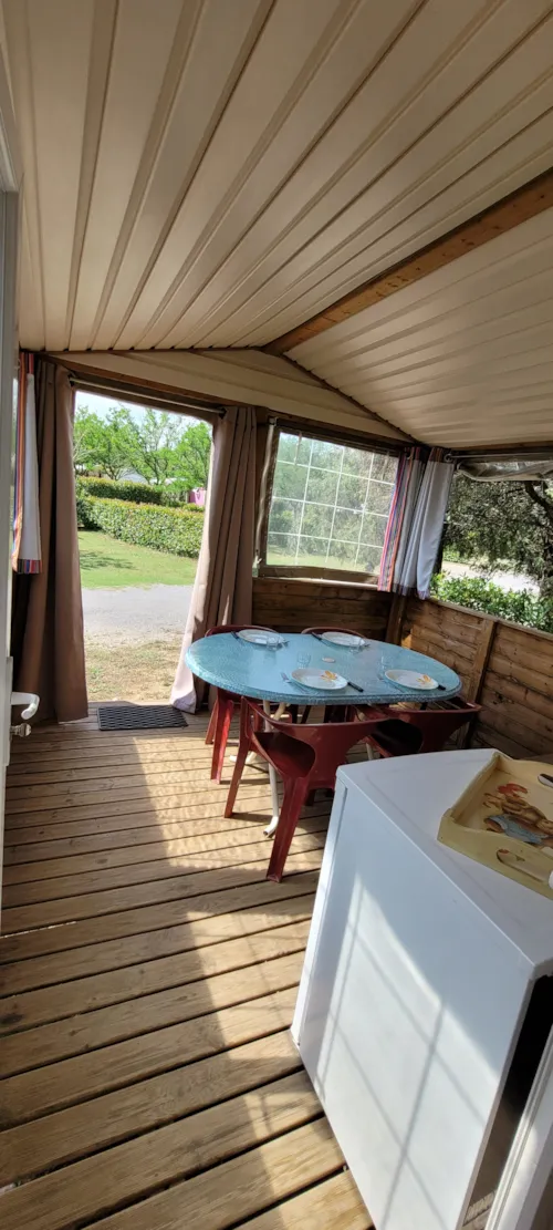 Mietunterkunft - Mobilheim Vacanciale 25 M² (Ohne Sanitäranlagen) - image n°4 - Camping BEAUME GIRAUD