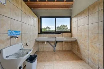 Emplacement 80 À 120 M² (Voiture + Tente/Caravane)