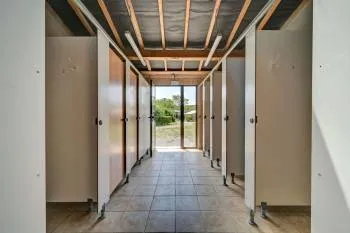 Emplacement 80 À 120 M² (Voiture + Tente/Caravane)