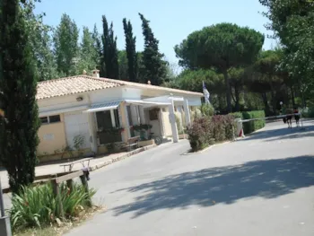 Camping La Petite Motte - Ucamping