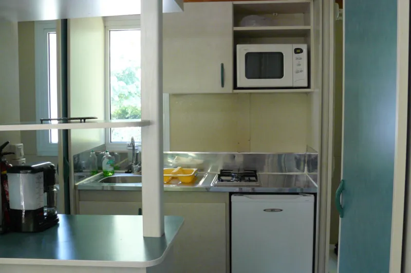 H.L.L. Moréa 5 Places N°16 Et 17