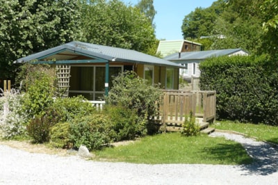 Bungalow Moréa 5 persons n°16 + 17 — 6
