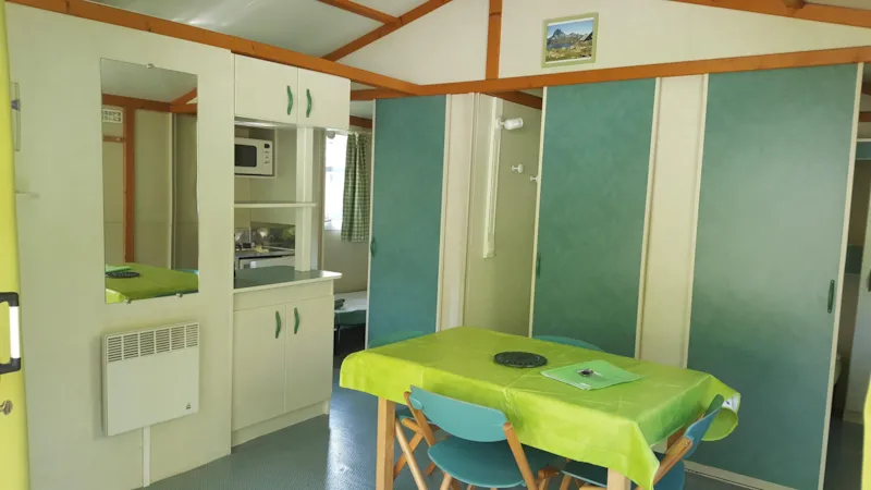 H.L.L. Moréa 5 Places N°16 Et 17