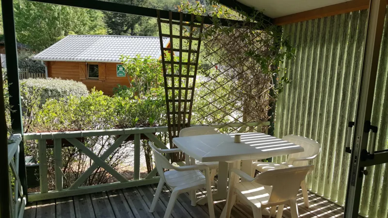 H.L.L. Moréa 5 Places N°16 Et 17