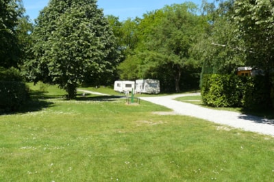 Package pitch caravan (-6m) — 2