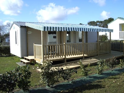 Mobile-home 2 bedrooms adapted to the people with reduced mobility