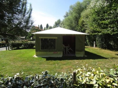 Canvas bungalow Trigano - without toilet blocks