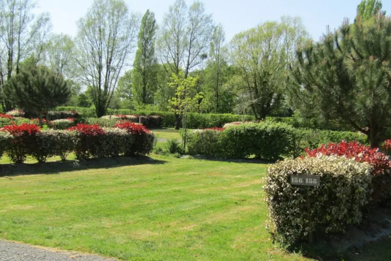 Emplacement Nu + 1 Véhicule