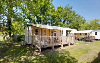 Mietunterkunft - Mobilheim Premium Familial 3 Zimmer - Camping Paradis DOMAINE DE BELLEVUE