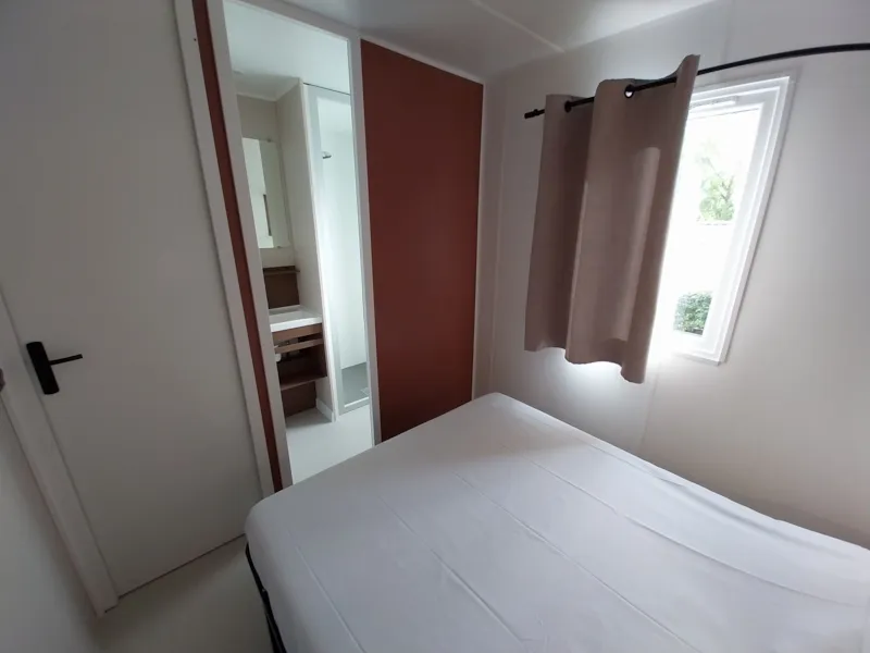 Mobil Home Gamme Premium – 4 Ch – 10 Pers – 2 Sdb