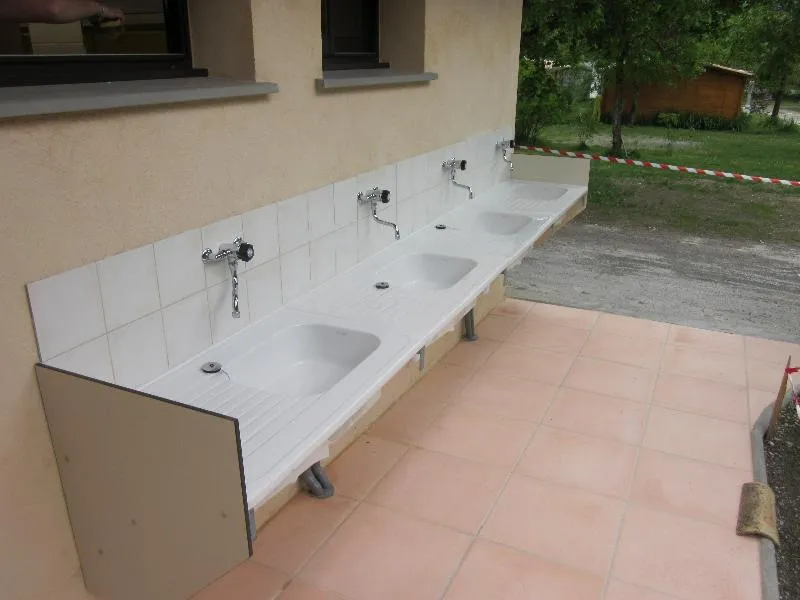 Chalet 16M²  - 2 Chambres - Sans  Eau Ni Sanitaire