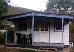 Huuraccommodatie(s) - Chalet 16M² - 2 Slaapkamers - Zonder Water Of Sanitaire Voorzieningen - Camping la Ribière