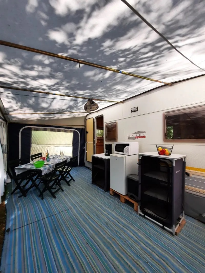 Caravane 1 Chambre - Sans Eau Ni Sanitaires