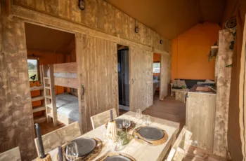 Accommodation - Glamping Lodge Premium 34M² - 2 Bedrooms - Tv - Air Conditioning - Covered Terrace - - Camping Le Val de Cesse