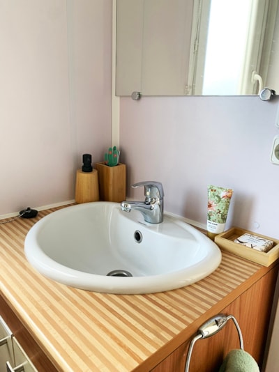 Mobile-home MALIN 24m² - 2 bedrooms - air-conditioning - terrace