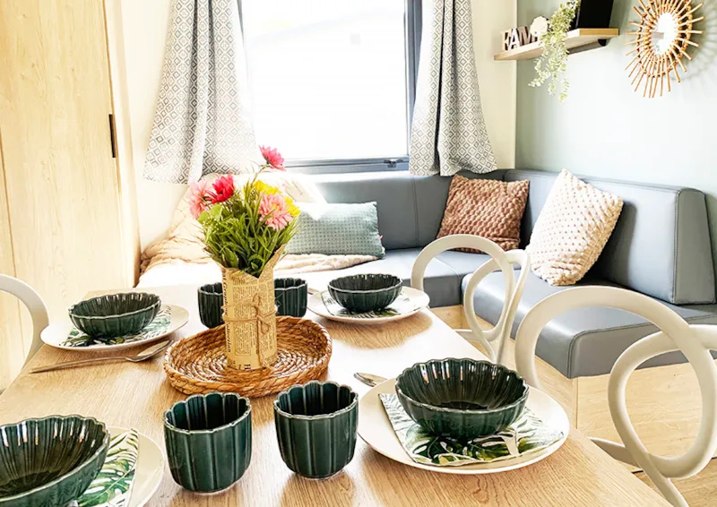 Mobil-Home Premium 30M² - 2 Chambres - Tv - Lave-Vaisselle - Climatisation - Terrasse Couverte -