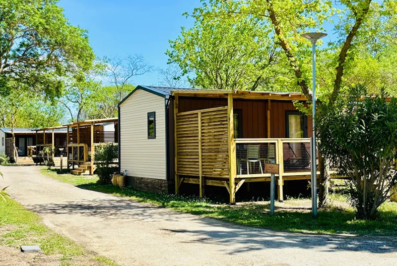 Mobil-Home Premium 32M² - 3 Chambres - Tv - Lave-Vaisselle - Climatisation - Terrasse Couverte -