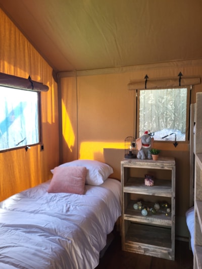 Glamping Lodge PREMIUM 34m² - 2 bedrooms - TV - air conditioning - covered terrace -